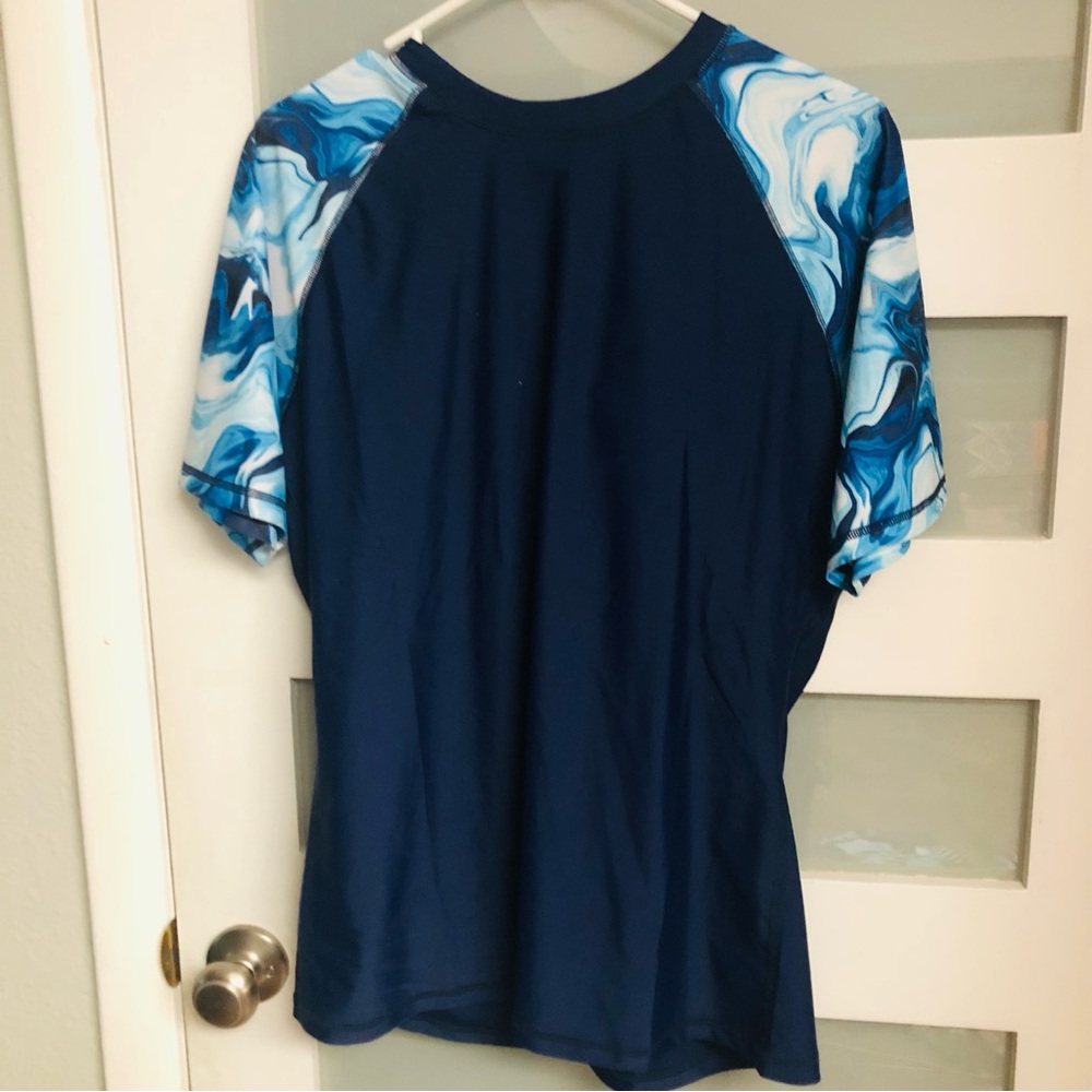 NWT Halcurt Swim Cover-Up Rashguard and Shorts with Marble Blue Sleeve Detail